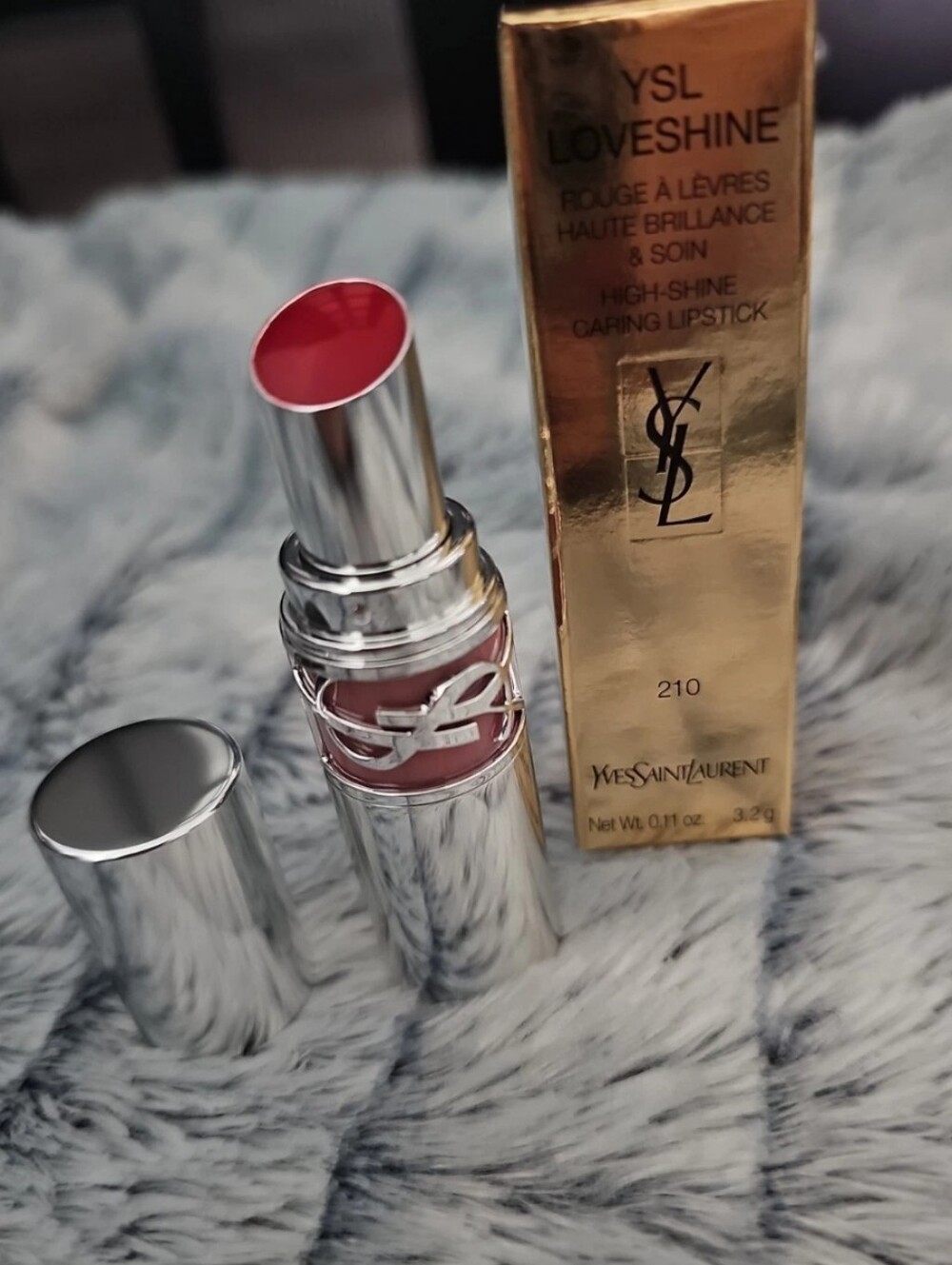 YSL Yves Saint Laurent Loveshine Caring Lipstick 210 PASSION RED Full Size